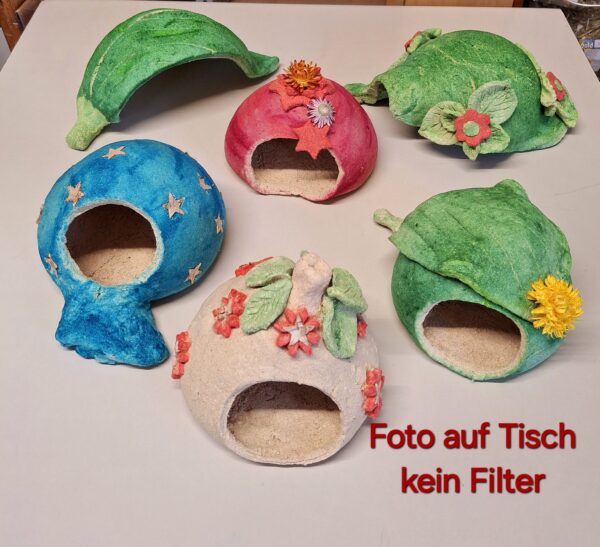 Federleichte Holzhäuser, Verstecke und Schalen🇨🇭 – Bild 4